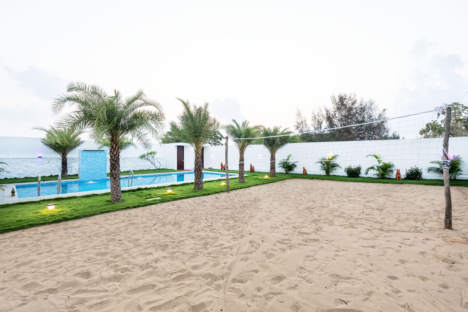 Private beach access at ECR Inn